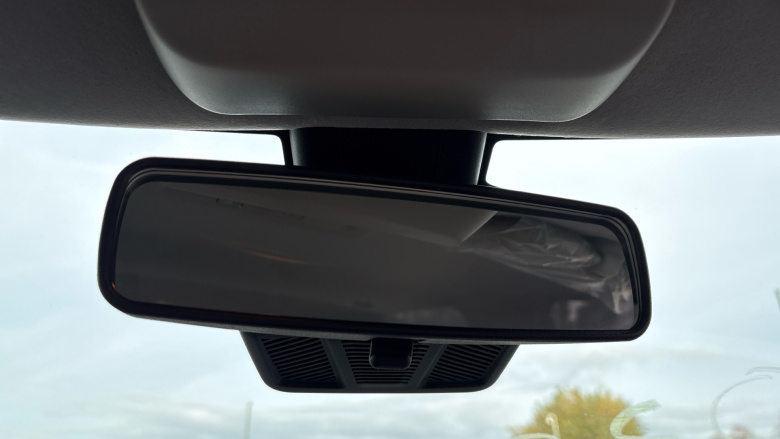 Dacia Spring 27kWh Expression 65 48kW 5dr Auto Electric Hatchback